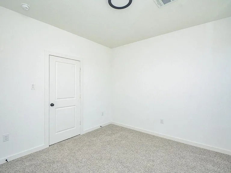 4358 Clover St #A — Photo 24