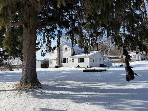 2769 S Park St, Cottage Grove, WI 53527