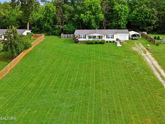 2nd image of 1012 Ashley Meadows Dr