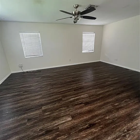 6910 S Trask St — Photo 3