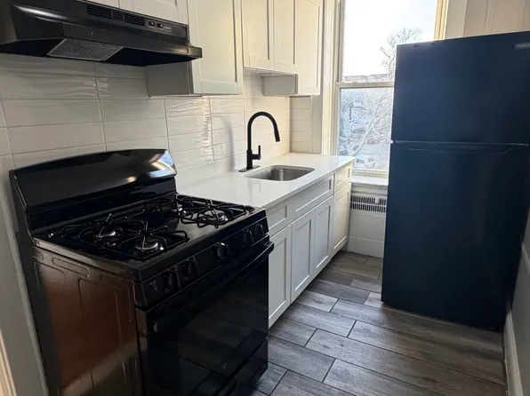 425 Cherry St #C2, Elizabeth, NJ 07208