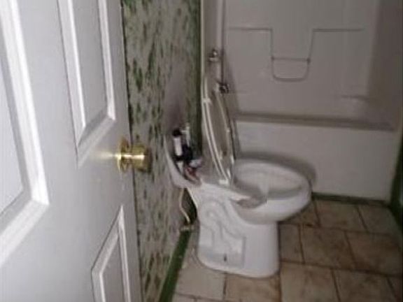 5th image of 1538 Barbour Ave