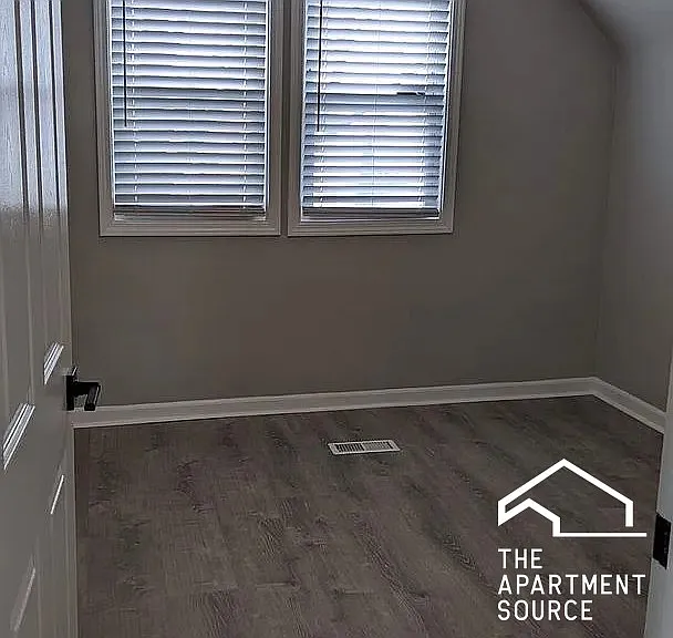 2507 N Lotus Ave #2 — Photo 7