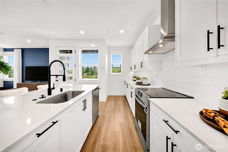 4th image of 9405 Paradise Lake Rd #LL1
