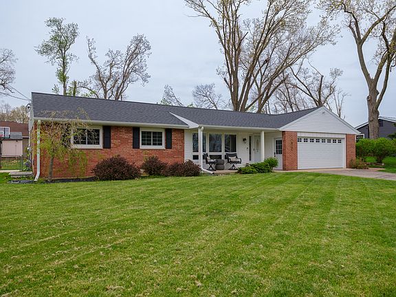 2nd image of 7829 Julie Dr
