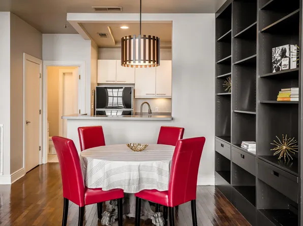 711 W Main St APT F, Louisville, KY 40202