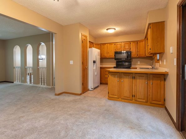 6012 Fleetwood Dr
