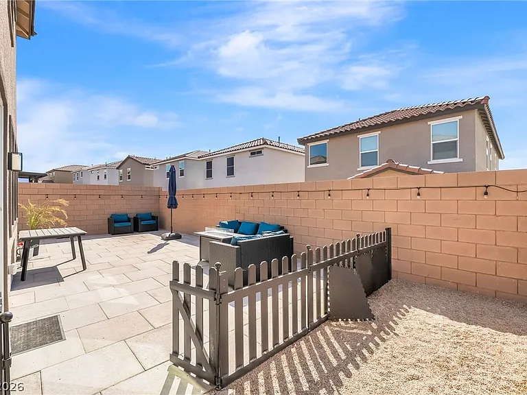 670 Tranquil Bay Ct — Photo 40