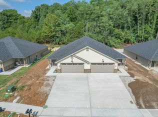 822 El Dorado Dr, Jefferson City, MO 65101