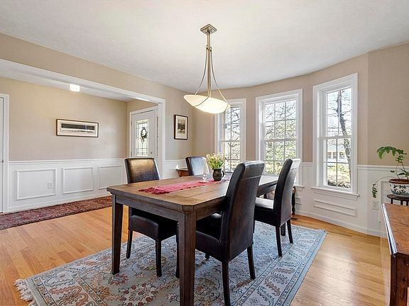 5th image of 60 Redstone Hill Rd