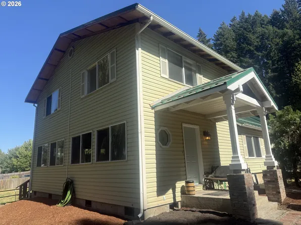 784 Wall St, Husum, WA 98623