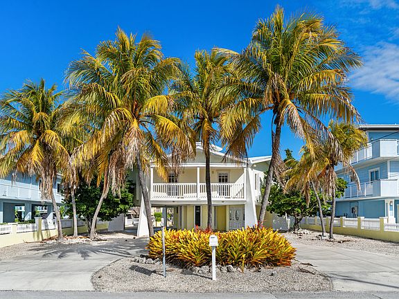 5th image of 184 Bahama Ave