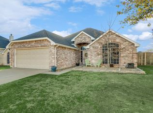 1141 Sparrow Cir, Midlothian, TX 76065