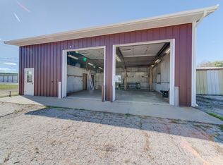 W2542 Oak St, Ashippun, WI 53003