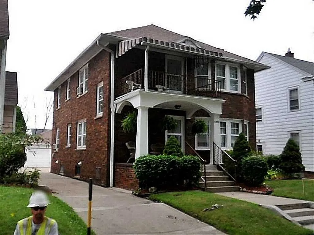 1492 Hagley Rd photo 1