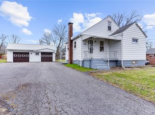 6883 Wood St, Brookfield, OH 44403