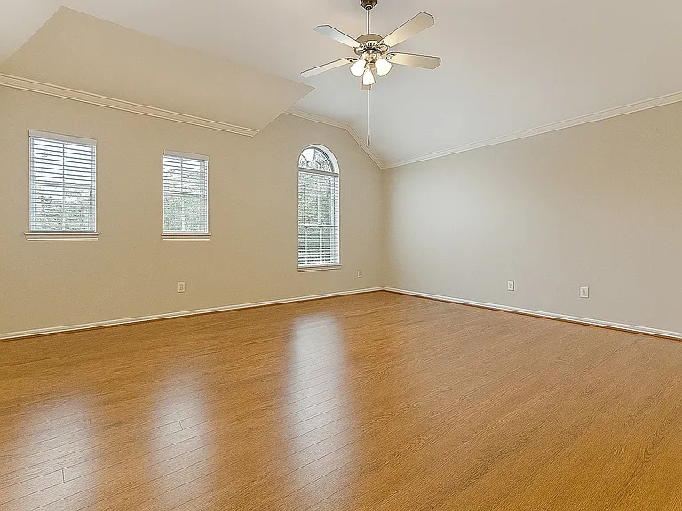 7604 Janak Dr — Photo 14