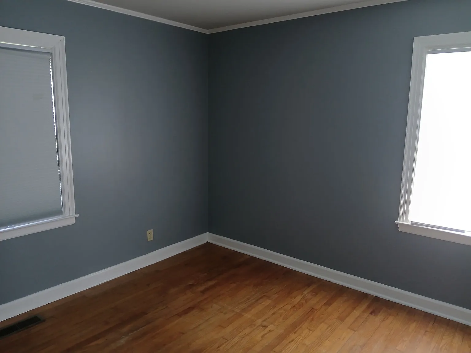 103 Owen Ave — Photo 4