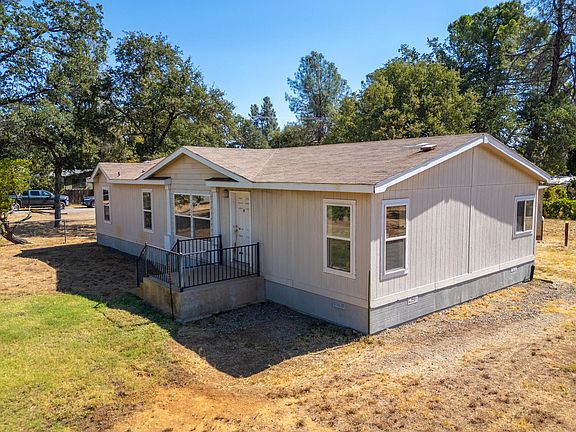 2nd image of 16759 Dorvel Ln