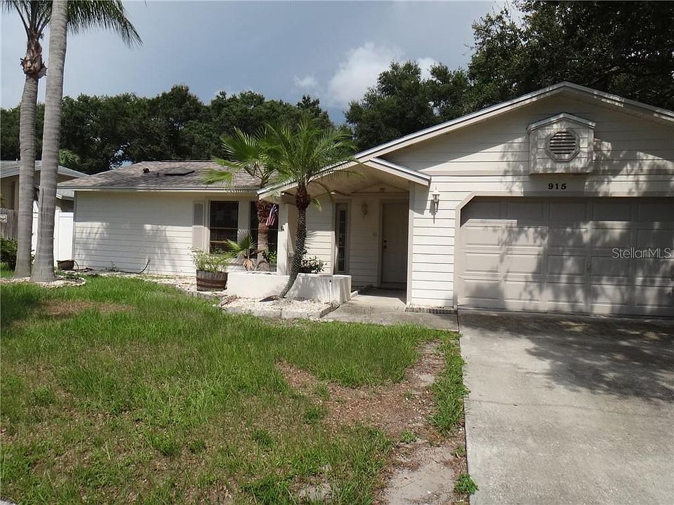 1st image of 915 Harbor Cir