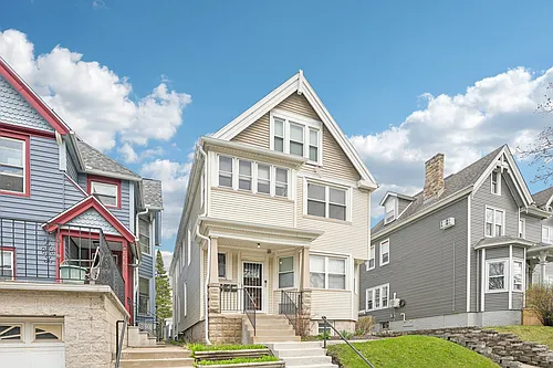 1660 N Marshall St #2 Photo 1