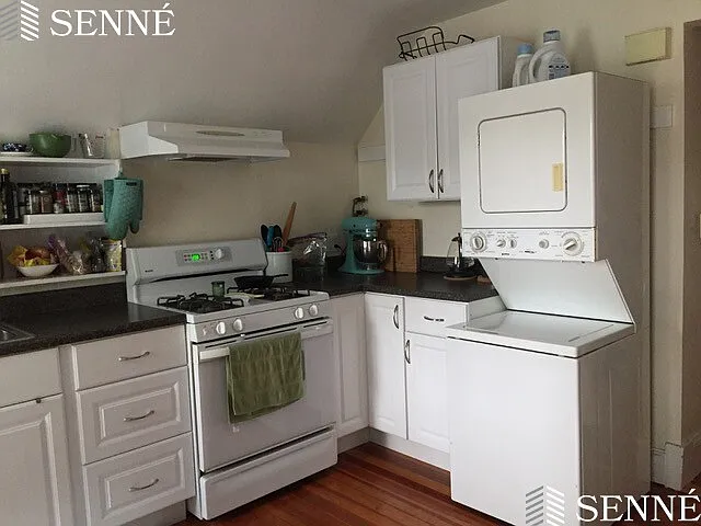 33 Paulina St #2 — Photo 8