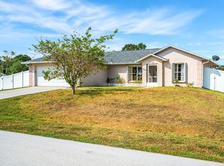 2074 Thisbe Ave SE, Palm Bay, FL 32909
