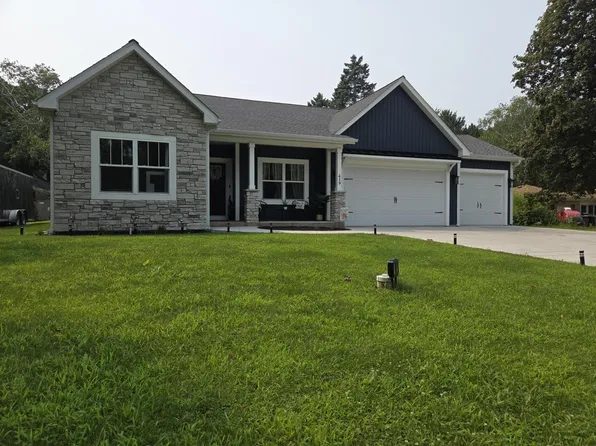 419 4 Mile ROAD, Racine, WI 53402