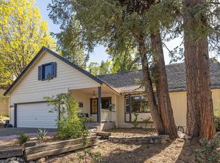 841 Golf Course Rd, Lake Arrowhead, CA 92352