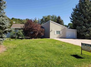 554 Kramer, Imperial, NE 69033