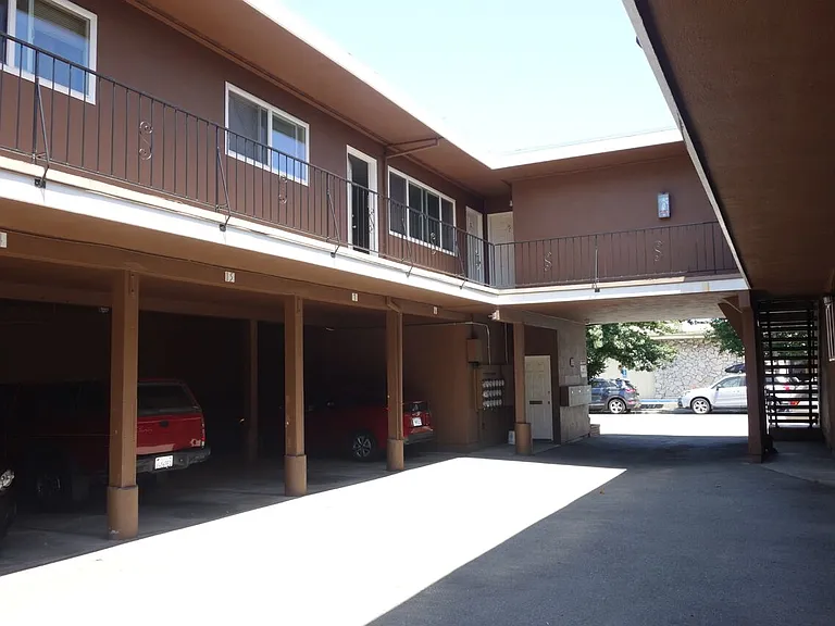 1670 Union Ave #M — Photo 10