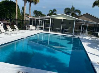550 Saint Andrews Blvd, Naples, FL 34113