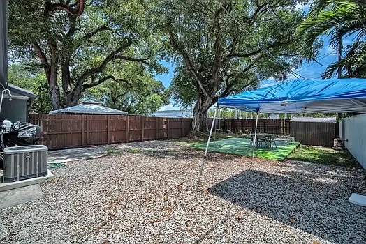 2 bed, 1560 sqft, $2,500 — Photo 3