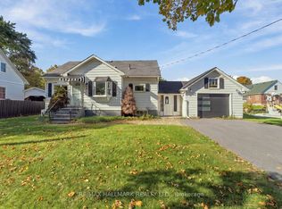 6 Albert St, Whitby, ON L1M 1A1
