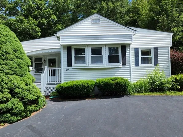 69 Beechwood Rd, Halifax, MA 02338