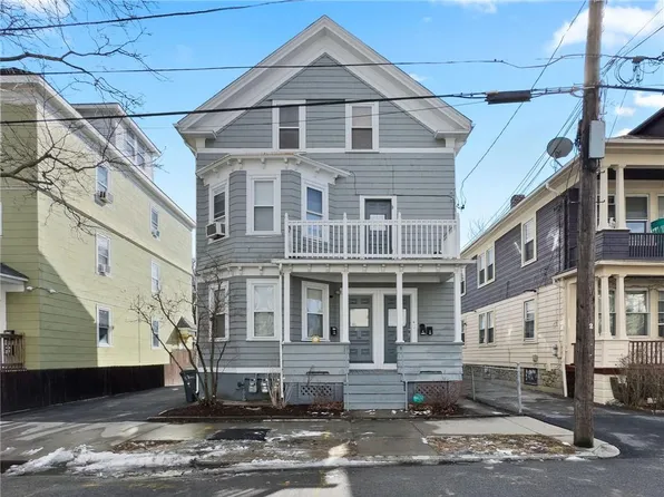 41 Harvest St, Providence, RI 02908