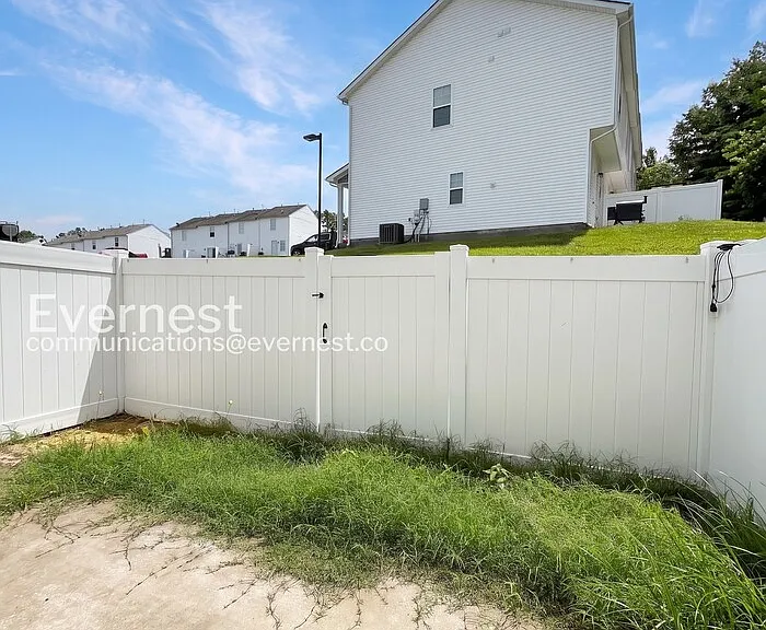 204 Tara Ct — Photo 31