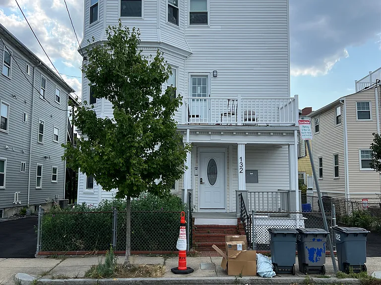 132 Buttonwood St #2 — Photo 19