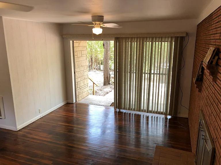 1001 Hillyer St — Photo 8
