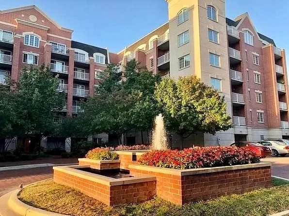 4811 N Olcott Ave Unit 214, Harwood Heights, IL 60706