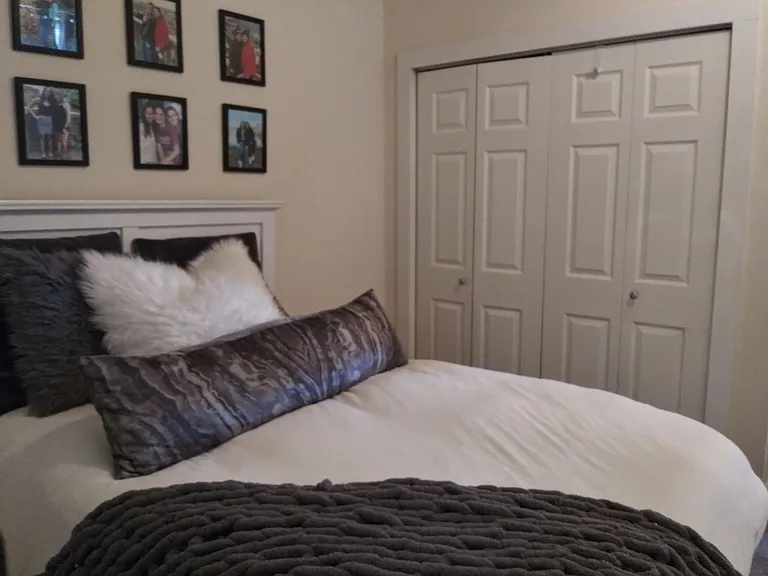 222 N College Ave — Photo 24