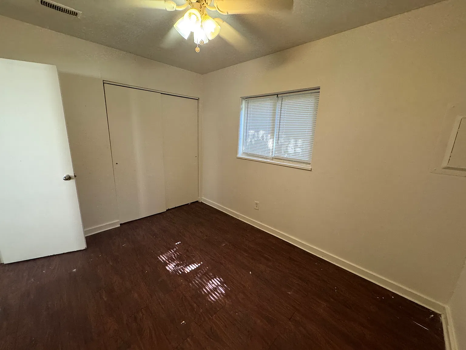 2 bed, $1,095 — Photo 2
