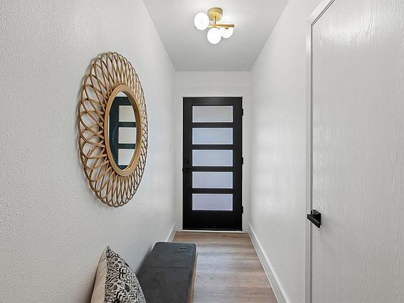 5th image of 10603 Cooper Hill Dr