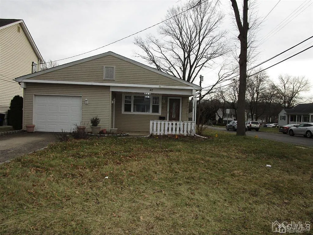 42 W Joffre Ave photo 1