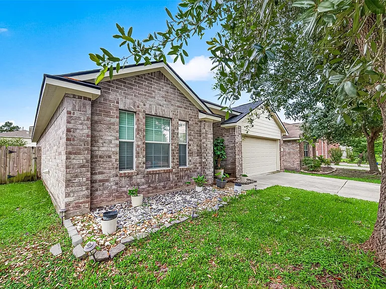 2510 Fox Water Dr — Photo 4