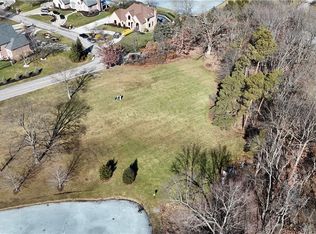 15 Burke Rd, Cranberry Township, PA