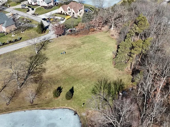 15 Burke Rd, Cranberry Township, PA 16066