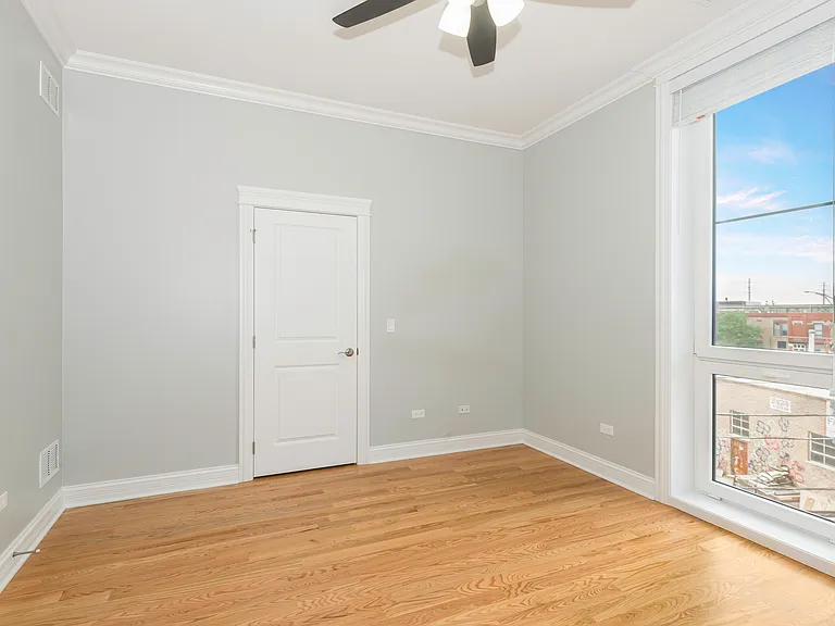 516 N Western Ave #3 — Photo 9