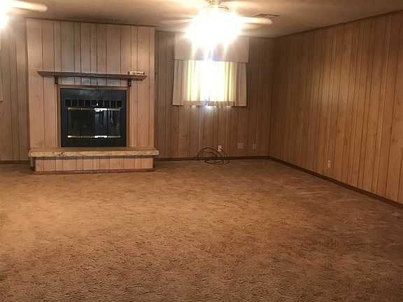 2nd image of 505 Foster Ave