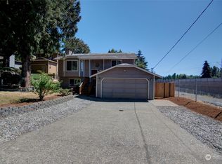 111 NE 157th St, Shoreline, WA 98155